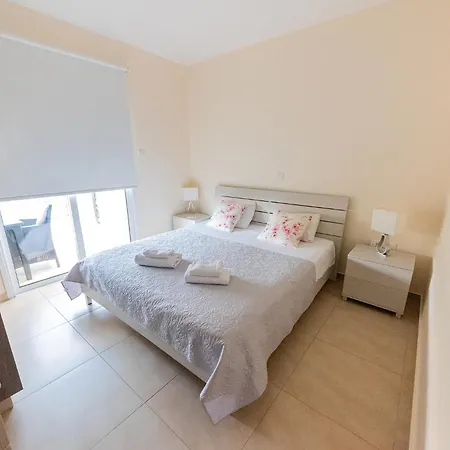 Mythical Sands 2 - D Apartman Paralímni